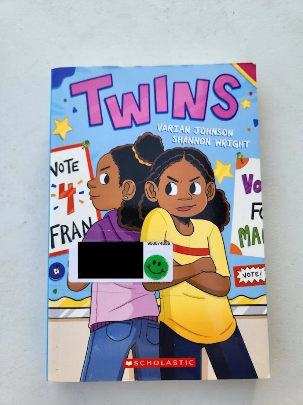 Twins by Varian JohnsonGraphic Novel Comicbook Comic Book Paperback Print length